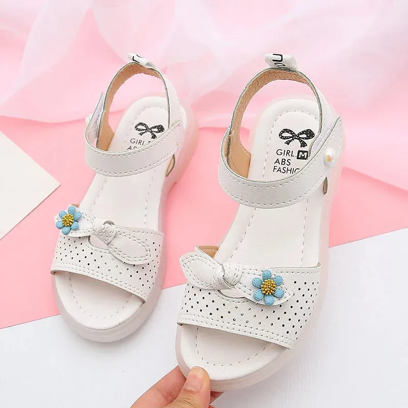 2024 New Girls Sandals Hollow Bow Flowers Cute Children Fashion Princess Casual Shoes Platform Summer Hook & Loop Soft Versatile