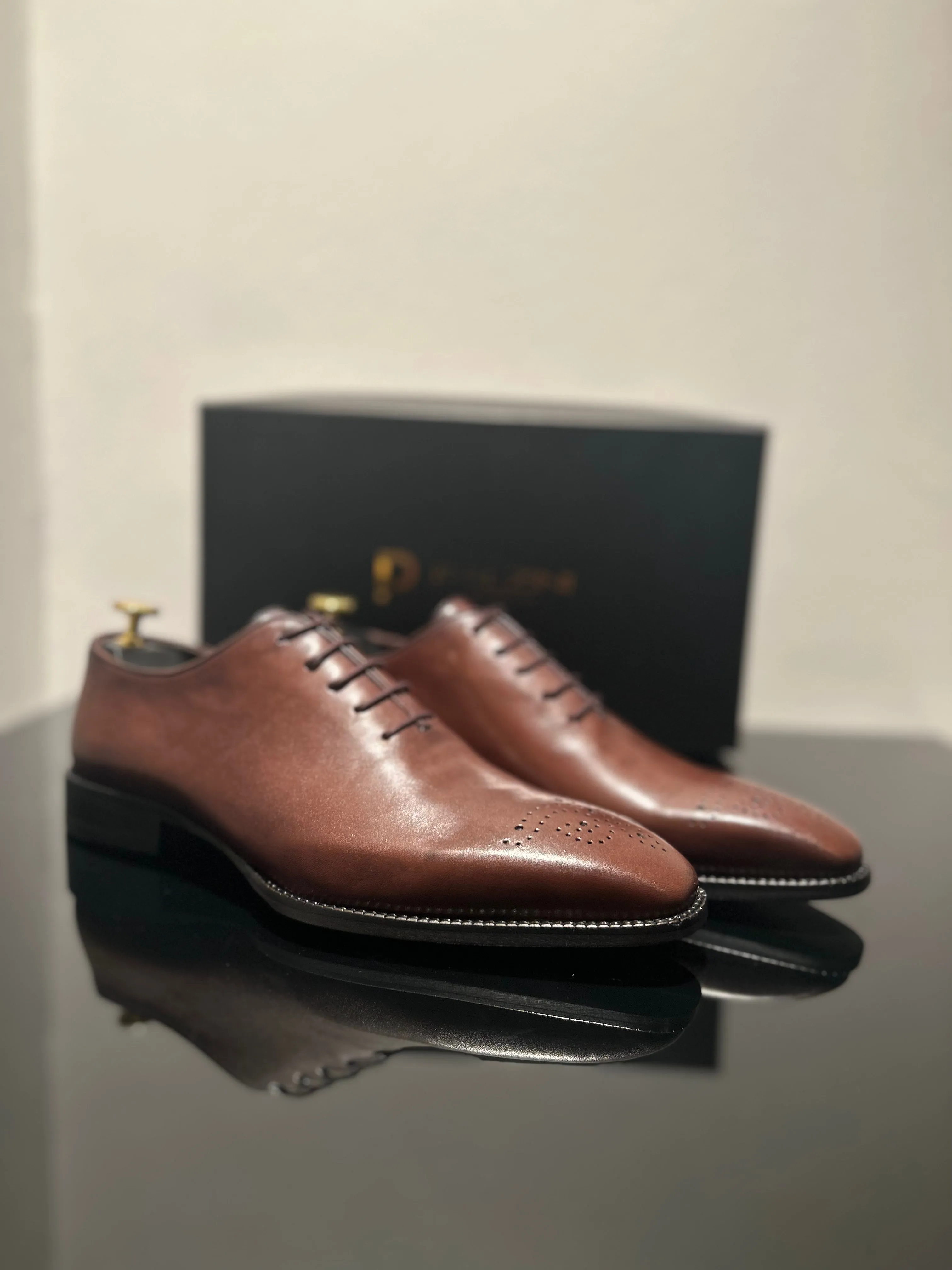 HANDMADE COFFEE-BROWN BROGUE