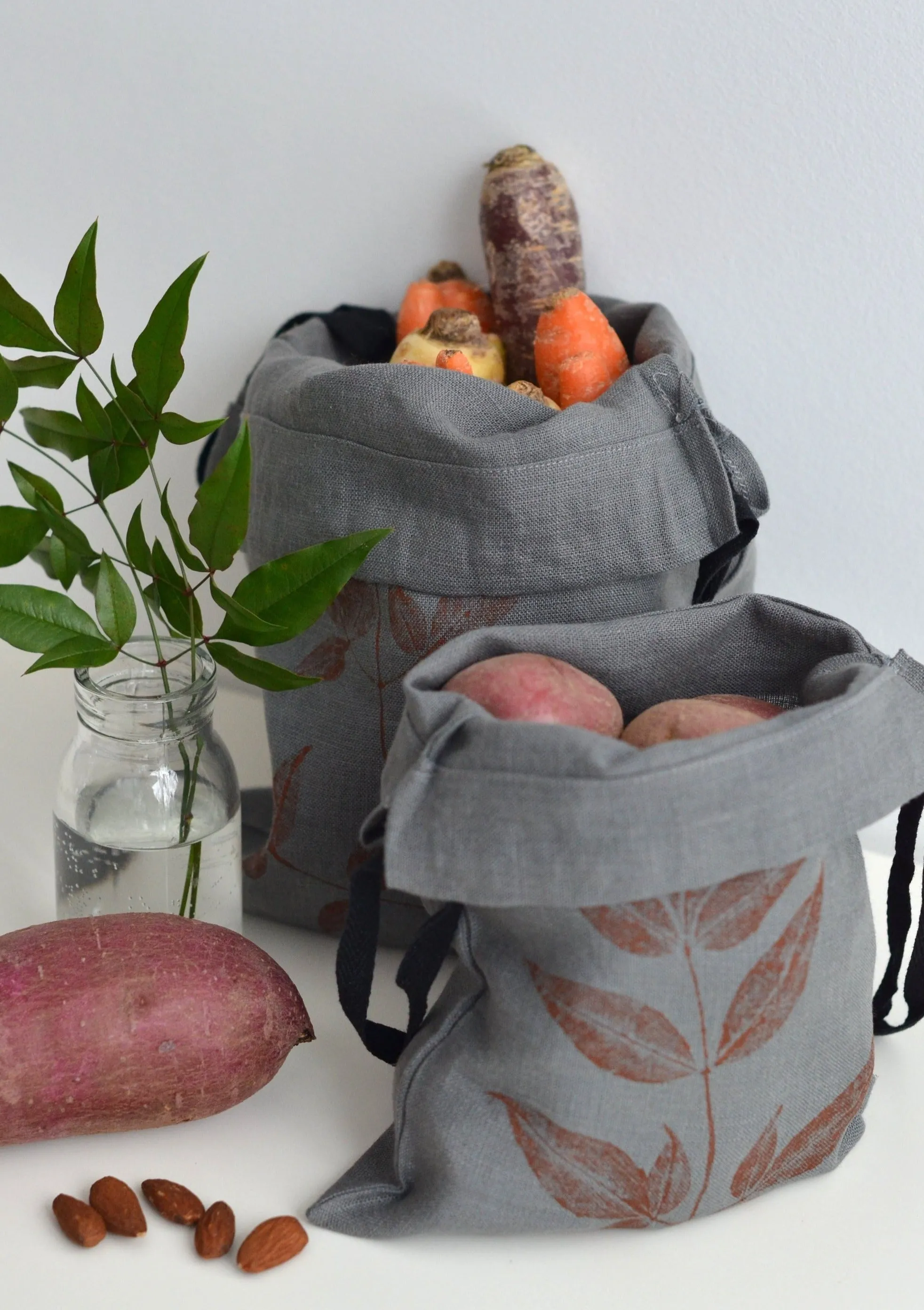 Linen Redberry Multi-Use String Bags in Dark Grey - Available Preorder