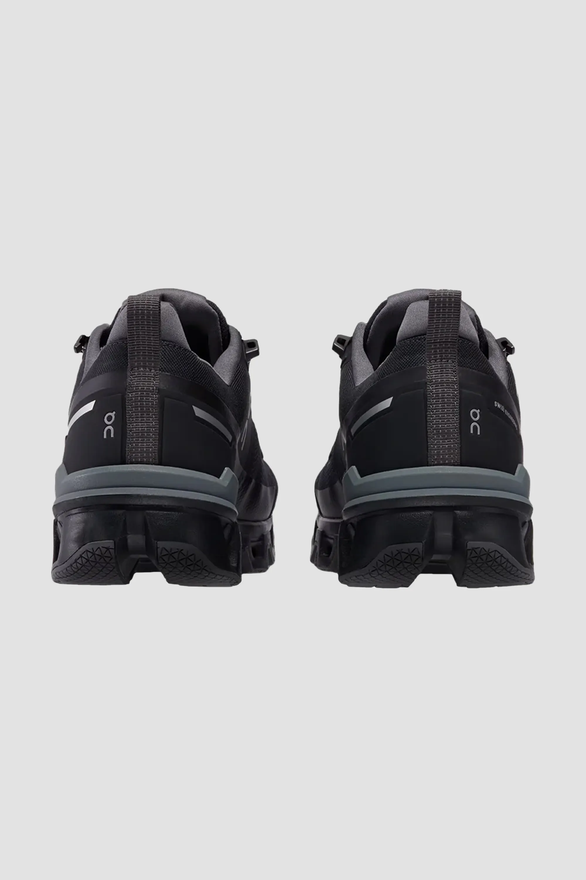 ON Men's Cloudwander Waterproof in Black/Eclipse